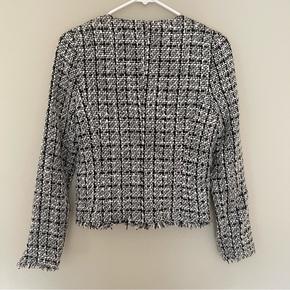 Black & White Tweed Blazer with gold hardware - size small - Picture 2 of 6